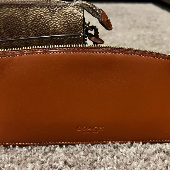 Coach Brown and Tan Signature Crossbody with Wallet - Picture 3 of 10